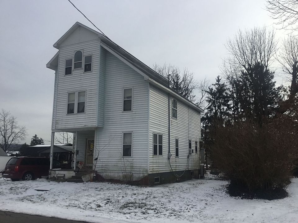 2nd image of 1654 Brittain St
