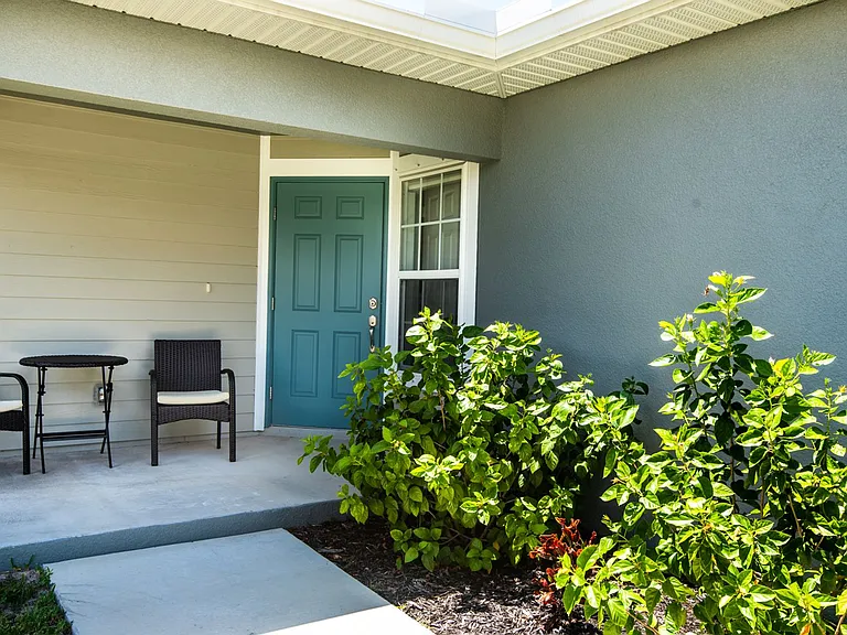 215 Lewis Cir #111 — Photo 3