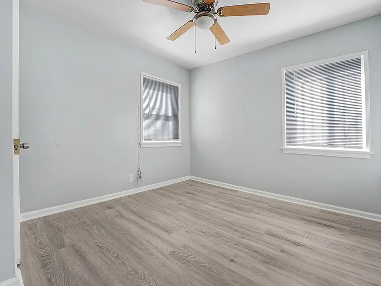 1026 W 91st St #1032-1/4 — Photo 10