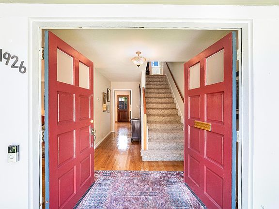 3rd image of 1926 E Foothill Drive