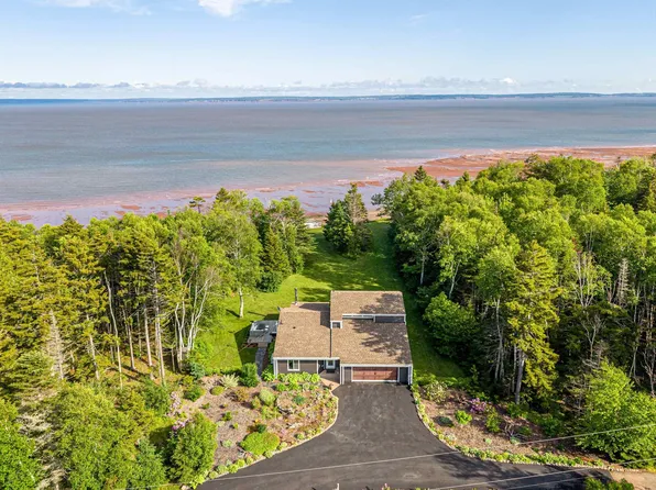 320 Cove Rd, Economy, NS B0M 1J0