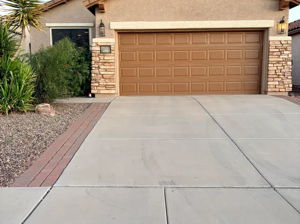 290 W Calle Del Estribo, Sahuarita, AZ 85629