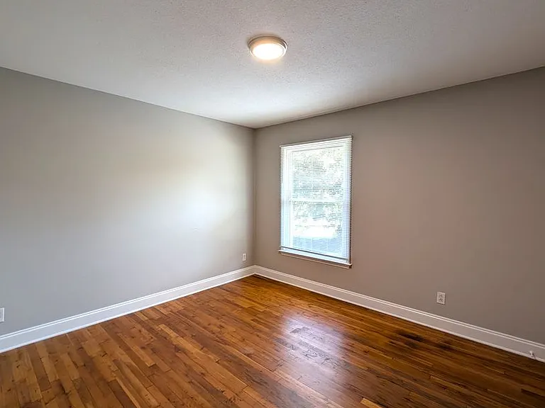 311 Skyland Ave #2 — Photo 12
