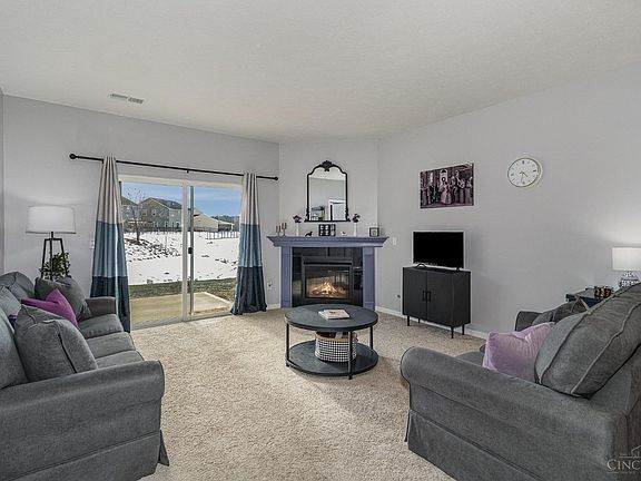 4th image of 7292 Villa Ln