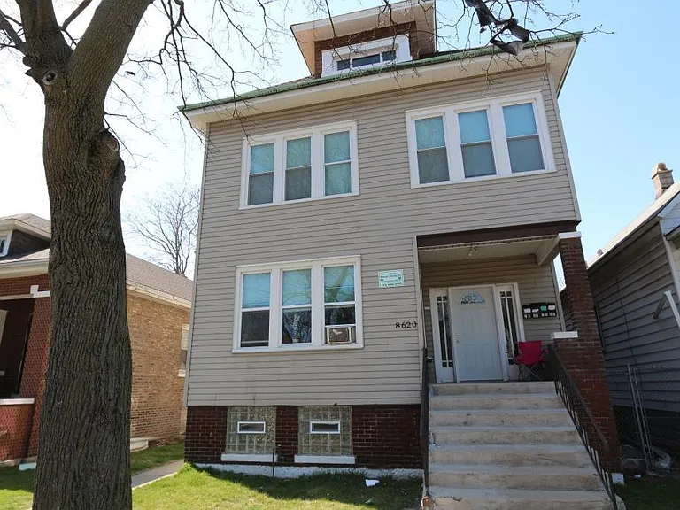8620 S Marquette Ave #1R — Photo 1