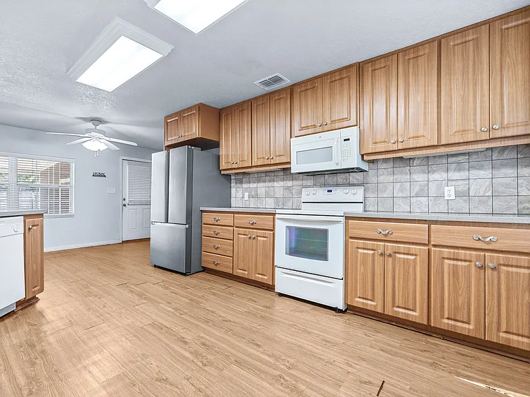 3935 Clubhouse Rd — Photo 15