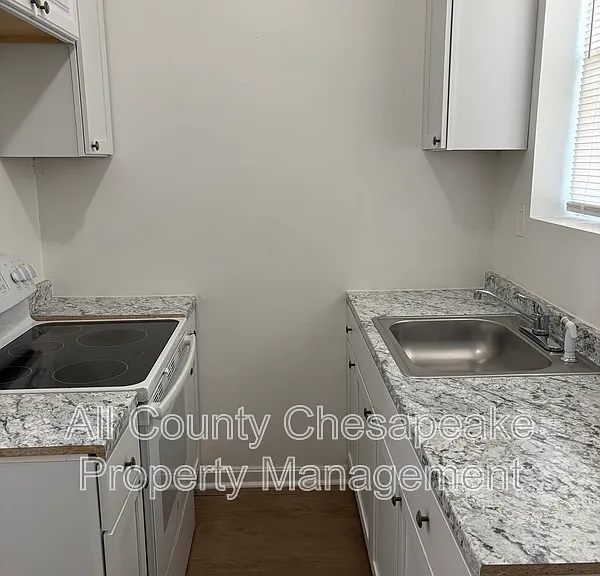 2023 W Lanvale St — Photo 7