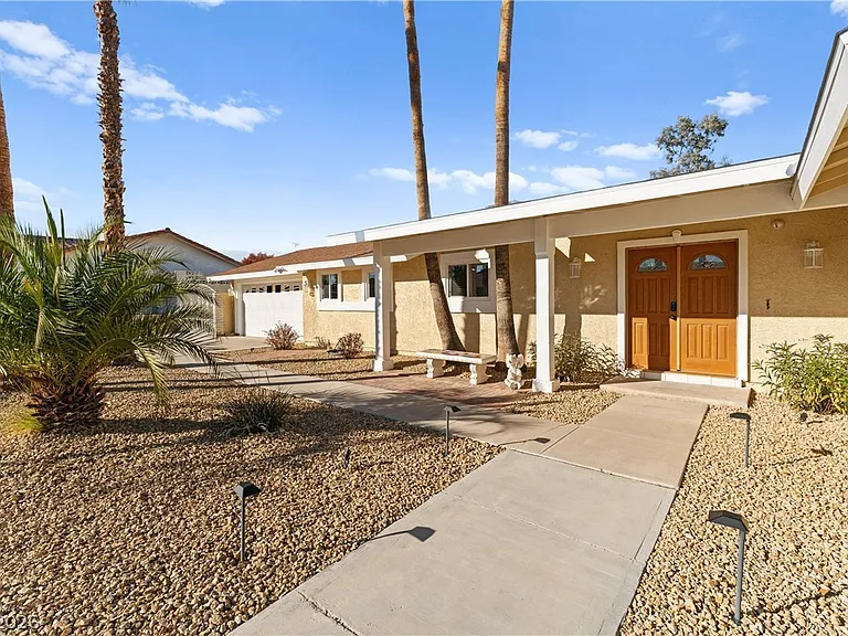 6808 Obannon Dr — Photo 4