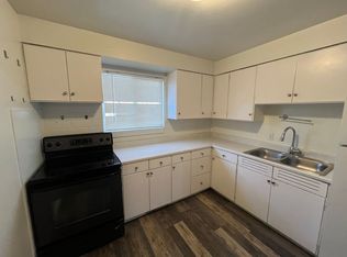 643 E Locust St, Sandy, UT 84070