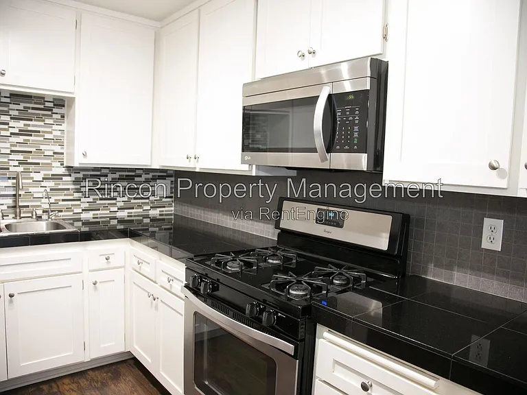 584 Doyle Ln — Photo 10