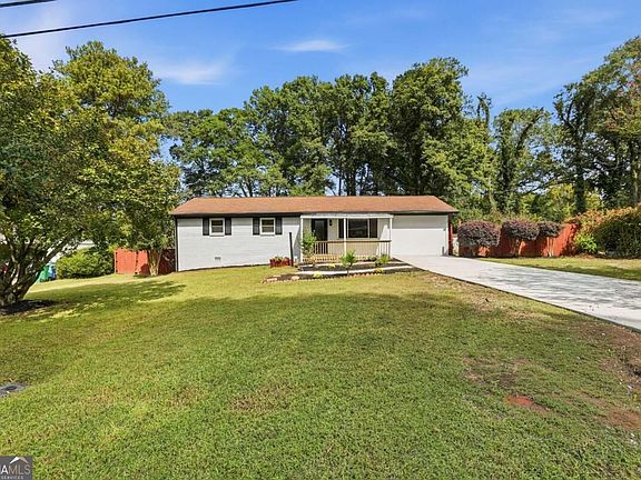 2nd image of 3660 Goodwin Rd
