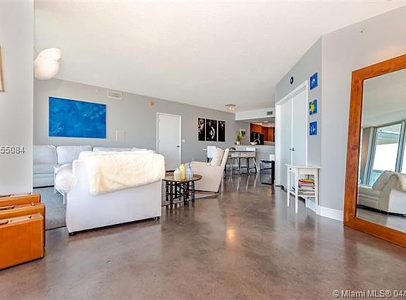 4th image of 10 Venetian Way APT 602