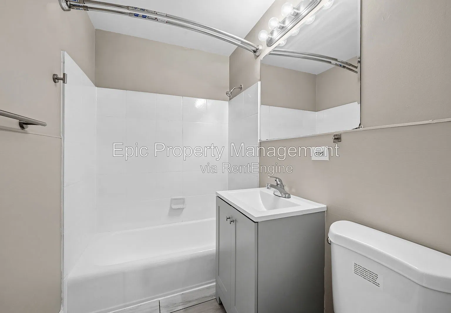 3 bed, 1.0 bath, $1,525 — Photo 3