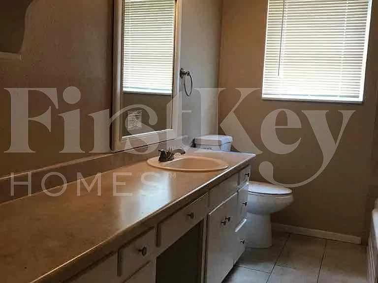 5605 Odessa Ave — Photo 23