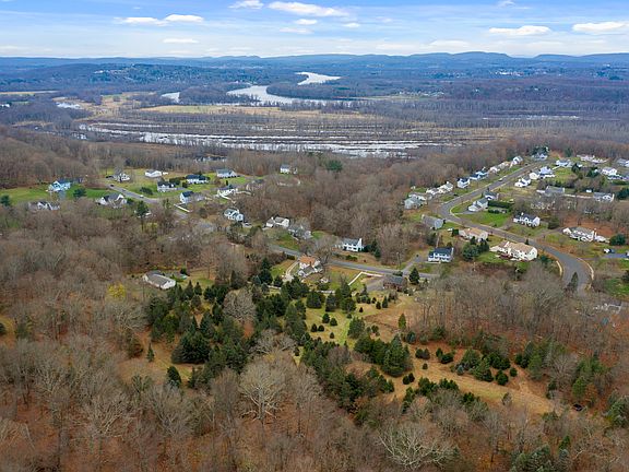 815 Glastonbury Turnpike