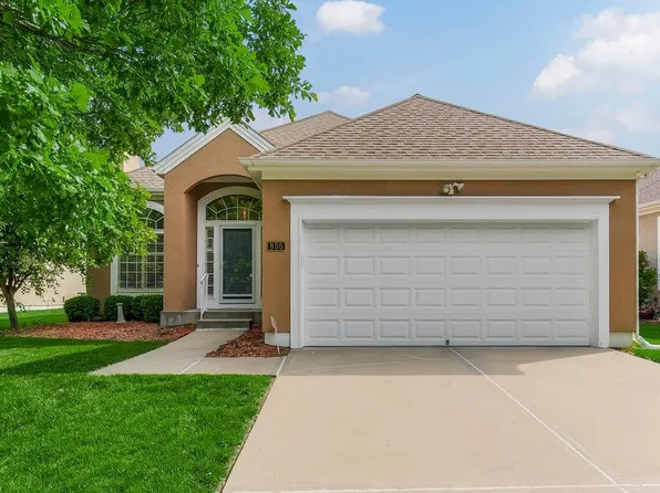 805 W 132nd Ter, Kansas City, MO 64145