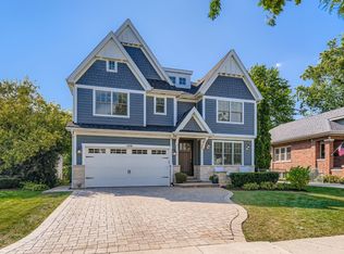 588 S Bryan St, Elmhurst, IL 60126