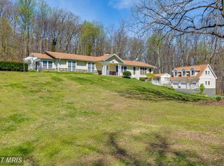 6162 John Barton Payne Rd, Marshall, VA 20115
