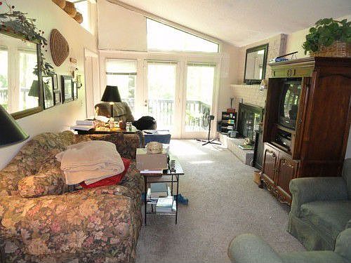 2nd image of 110 Harmony Hill Ln