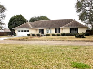 6001 Buckner Dr, Port Arthur, TX 77640