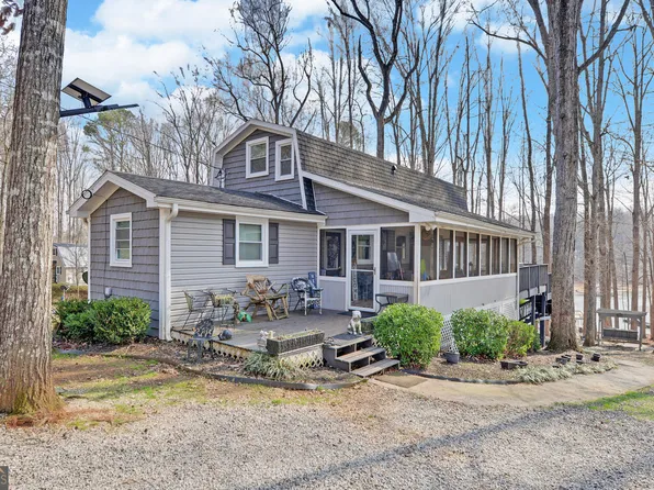 708 Knottywood Dr, Lavonia, GA 30553