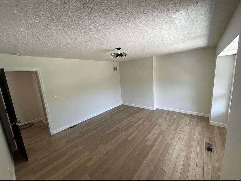 618 Arrowhead Dr — Photo 6