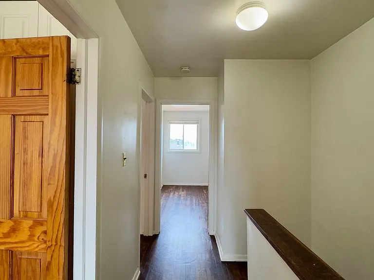5731 Denwood Ave — Photo 8