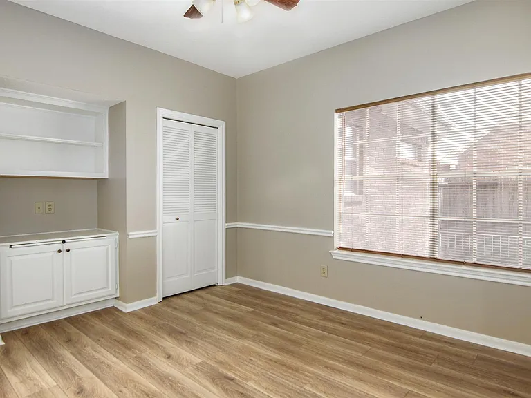 15118 Greenleaf Ln — Photo 11
