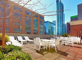 41-26 210th St #5C, Bayside, NY 11361