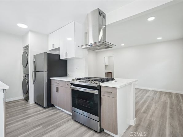 12111 Washington Pl, Los Angeles, CA 90066