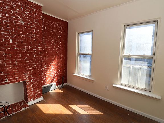 3rd image of 501 1/2 E 83rd St #5EA