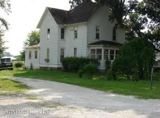 32 E Piper City St, Piper City, IL 60959