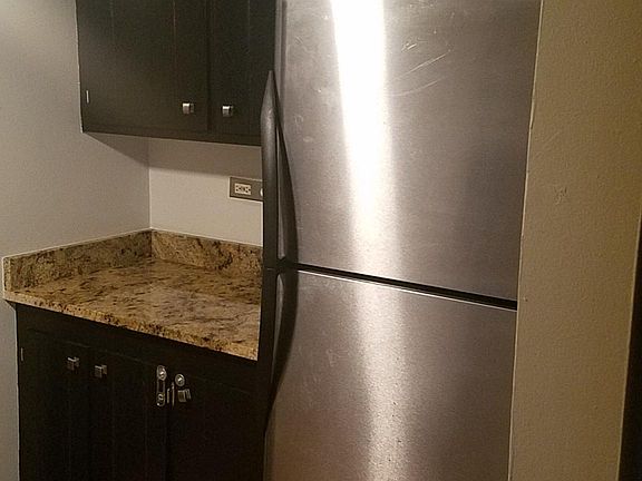 4th image of 1037 Des Plaines Ave APT 605