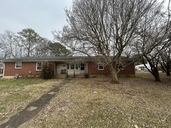 604 2nd Ave, Lawrenceburg, TN 38464