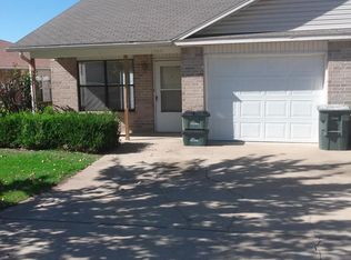 1505 N Dawn Dr, Fayetteville, AR 72703