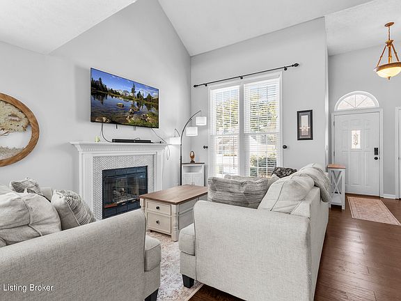 5th image of 8806 Brittany Dr