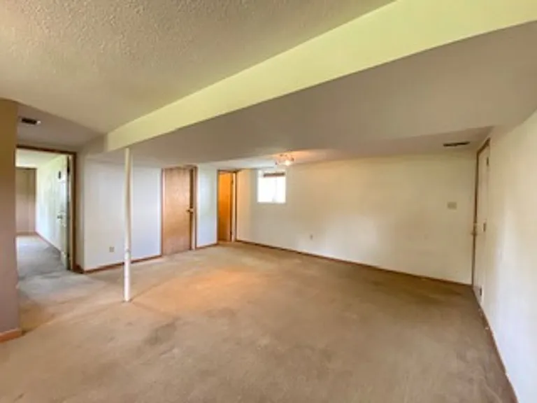 2637 Frances Ave — Photo 27
