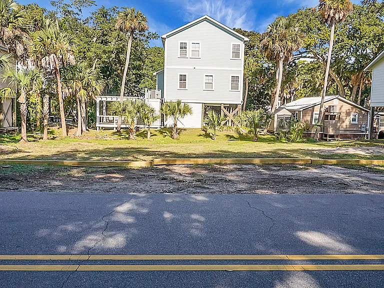 222 E Hudson Ave — Photo 48