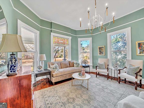 3rd image of 522 S Lee St