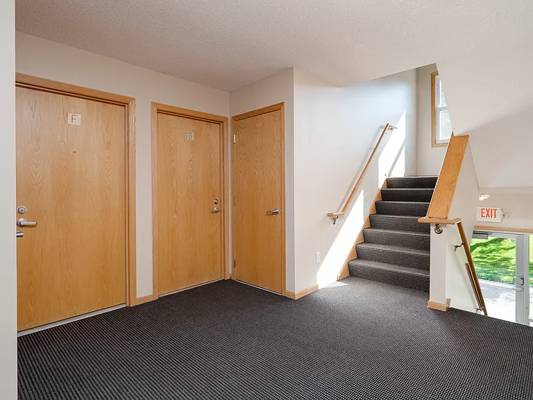 Academy Apartments — Photo 5