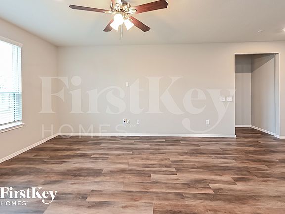 3rd image of 5835 Big Bluestem Ln