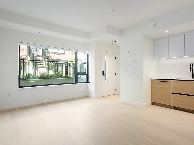 479 W 28th Ave #162 — Photo 3