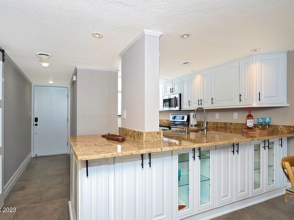 5th image of 3060 N Atlantic Ave APT 706