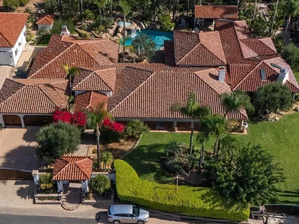 647 Crest Dr, El Cajon, CA 92019