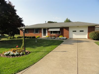 3742 Crestwood Dr, Erie, PA, 16510