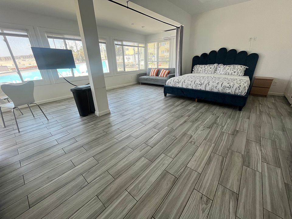 1st image of 1647 Ocean Front Walk APT 9