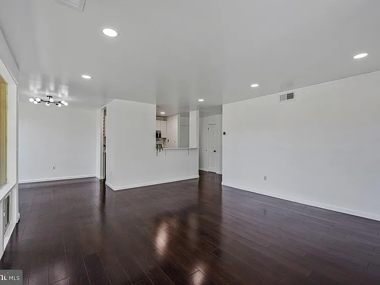 7170 Donnell Pl #C1 — Photo 10