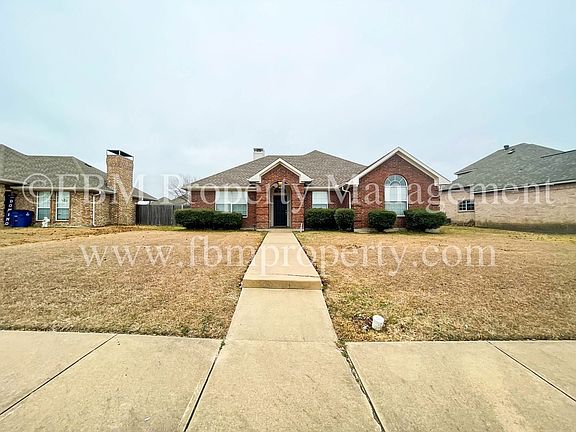 2nd image of 2702 Boyd St