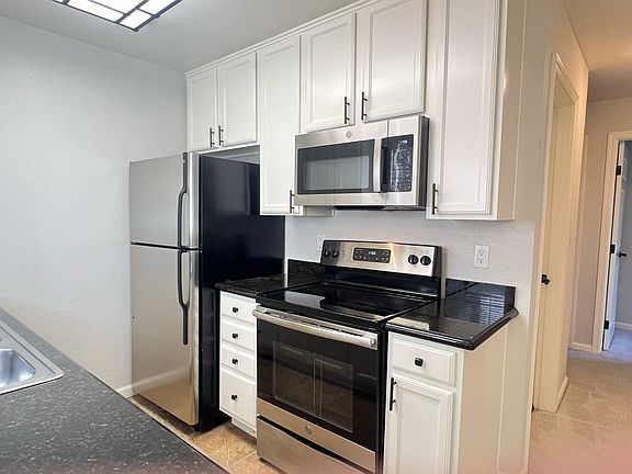 4th image of 880 E Fremont Ave APT 720