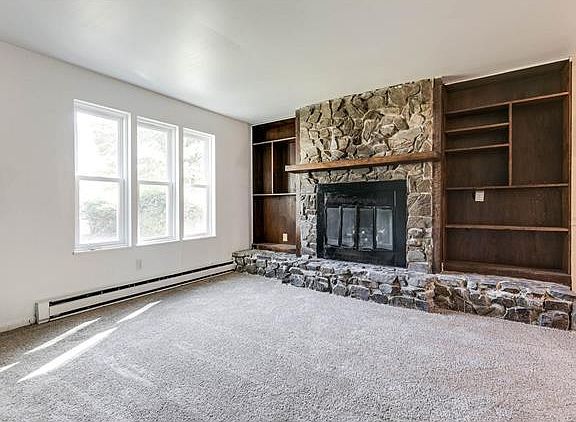 4th image of 5143 Vivian Ct